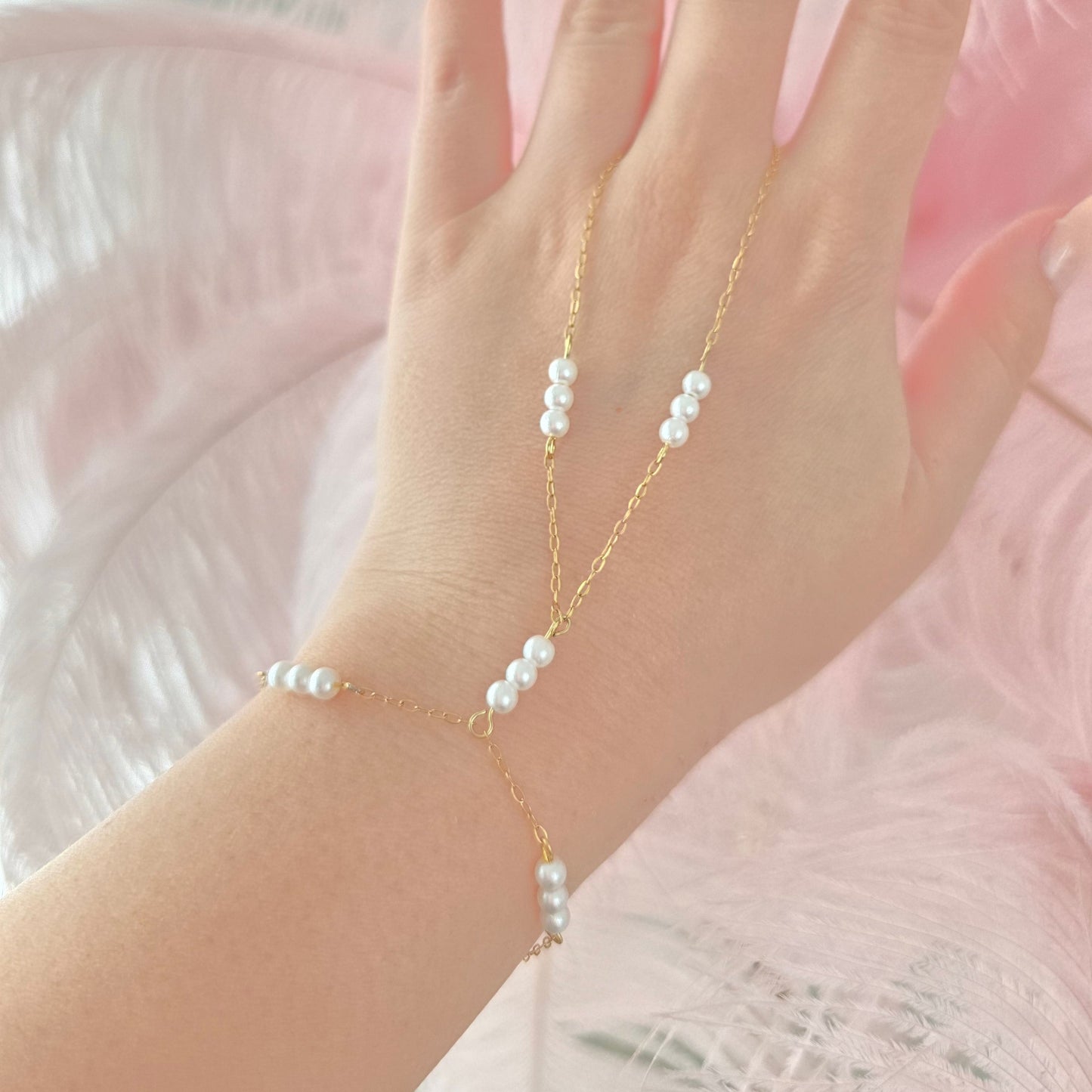 Belle Pearl Hand Chain