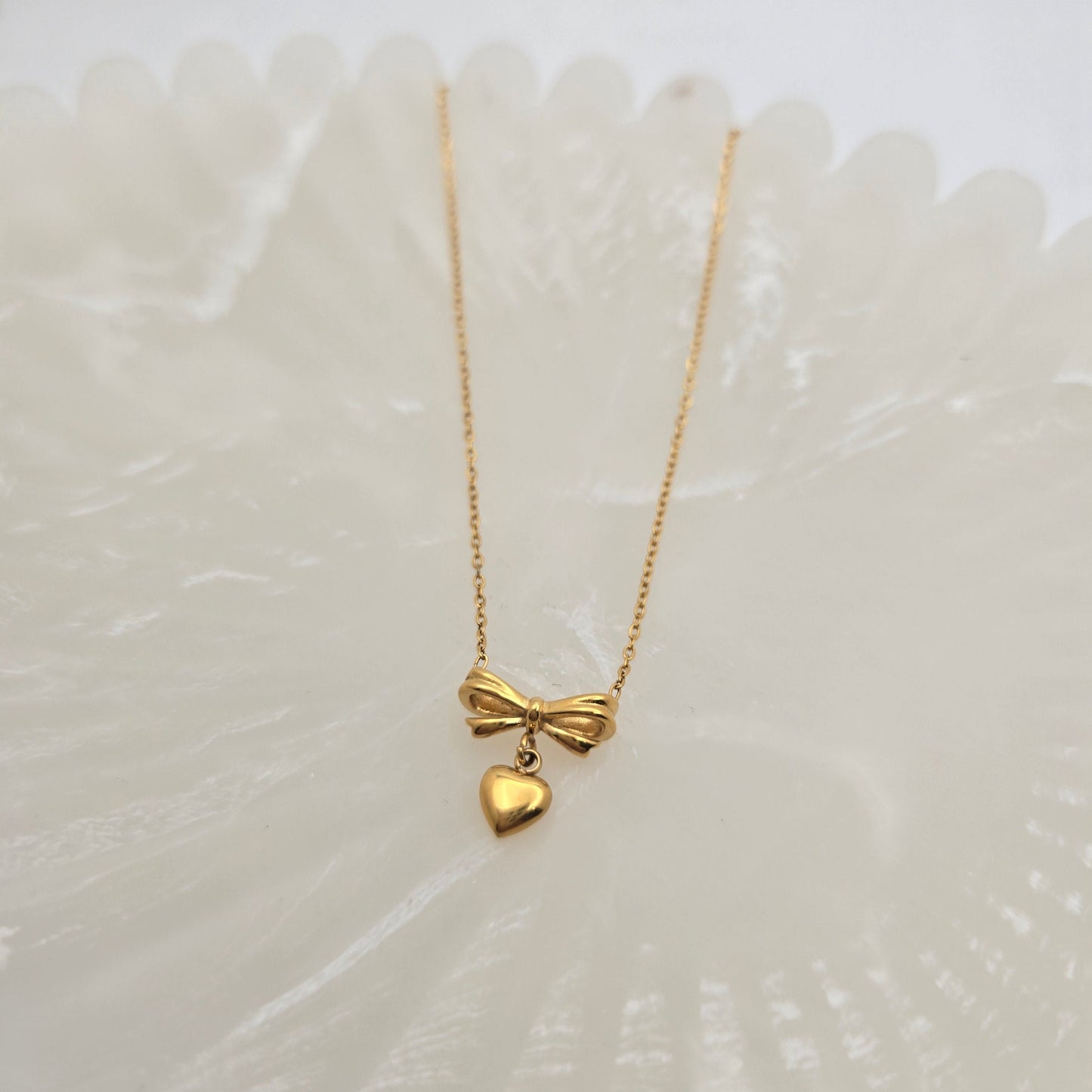 Cora Heart Necklace