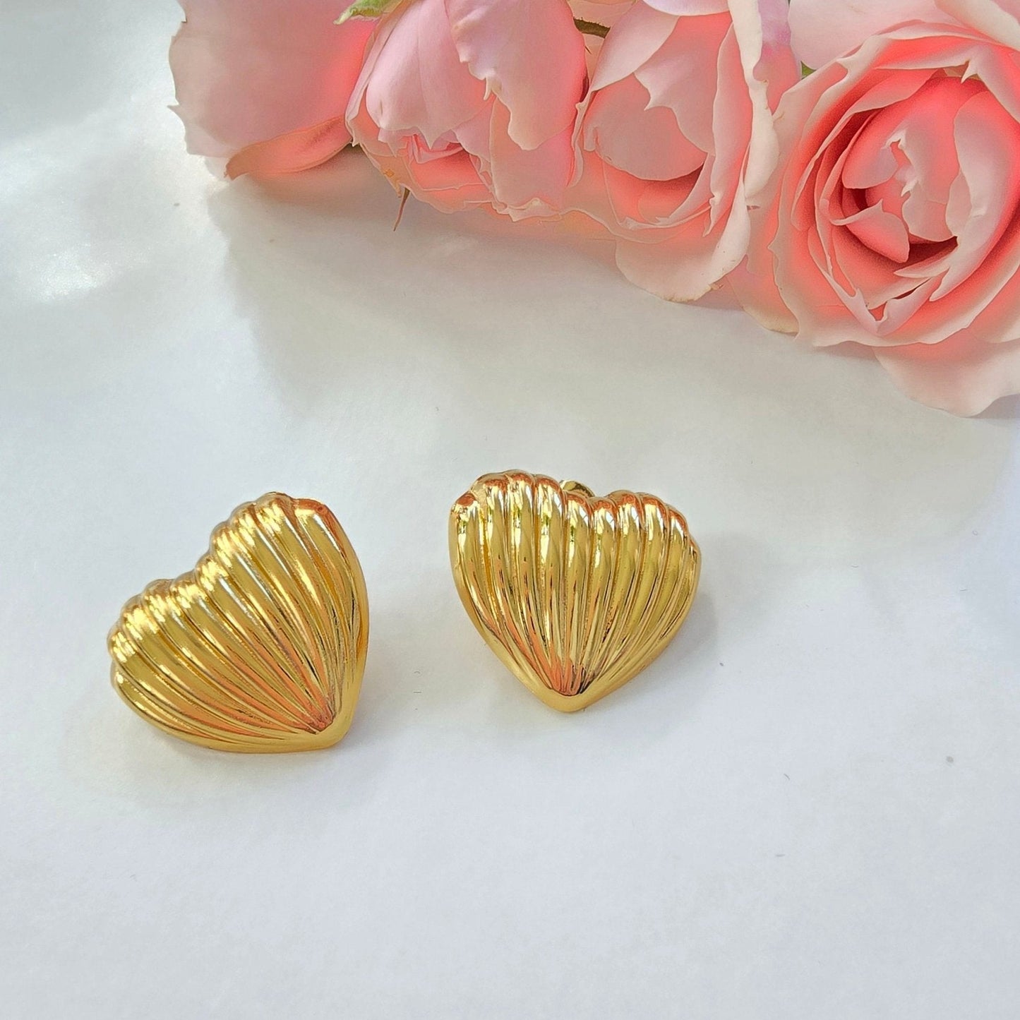 Daphne Heart Earrings