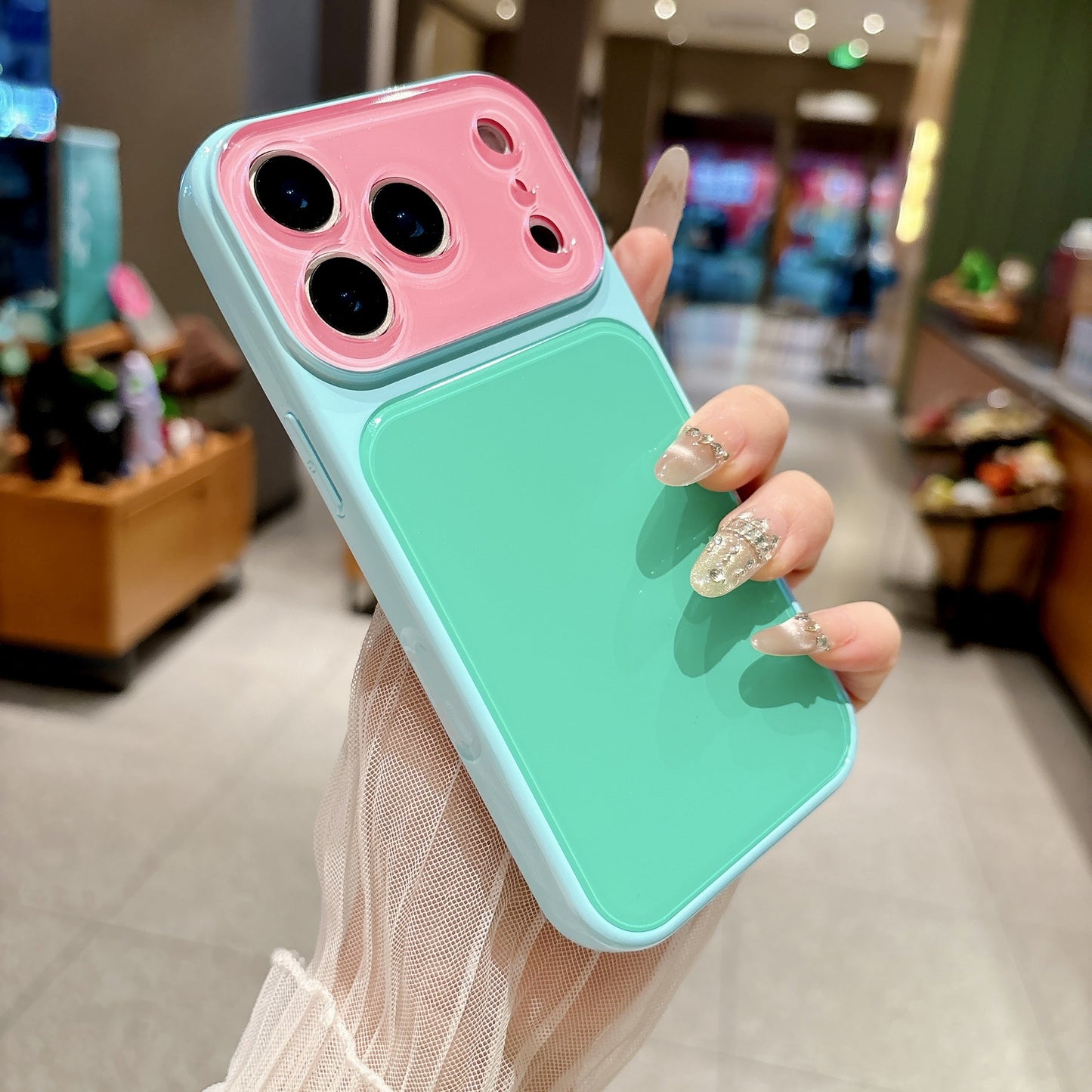 Ins contrast color dopamine instantly transforms into an applicable Apple case