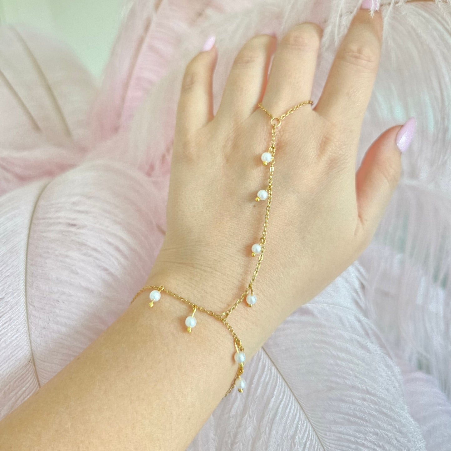 Pearl Rain Hand Chain