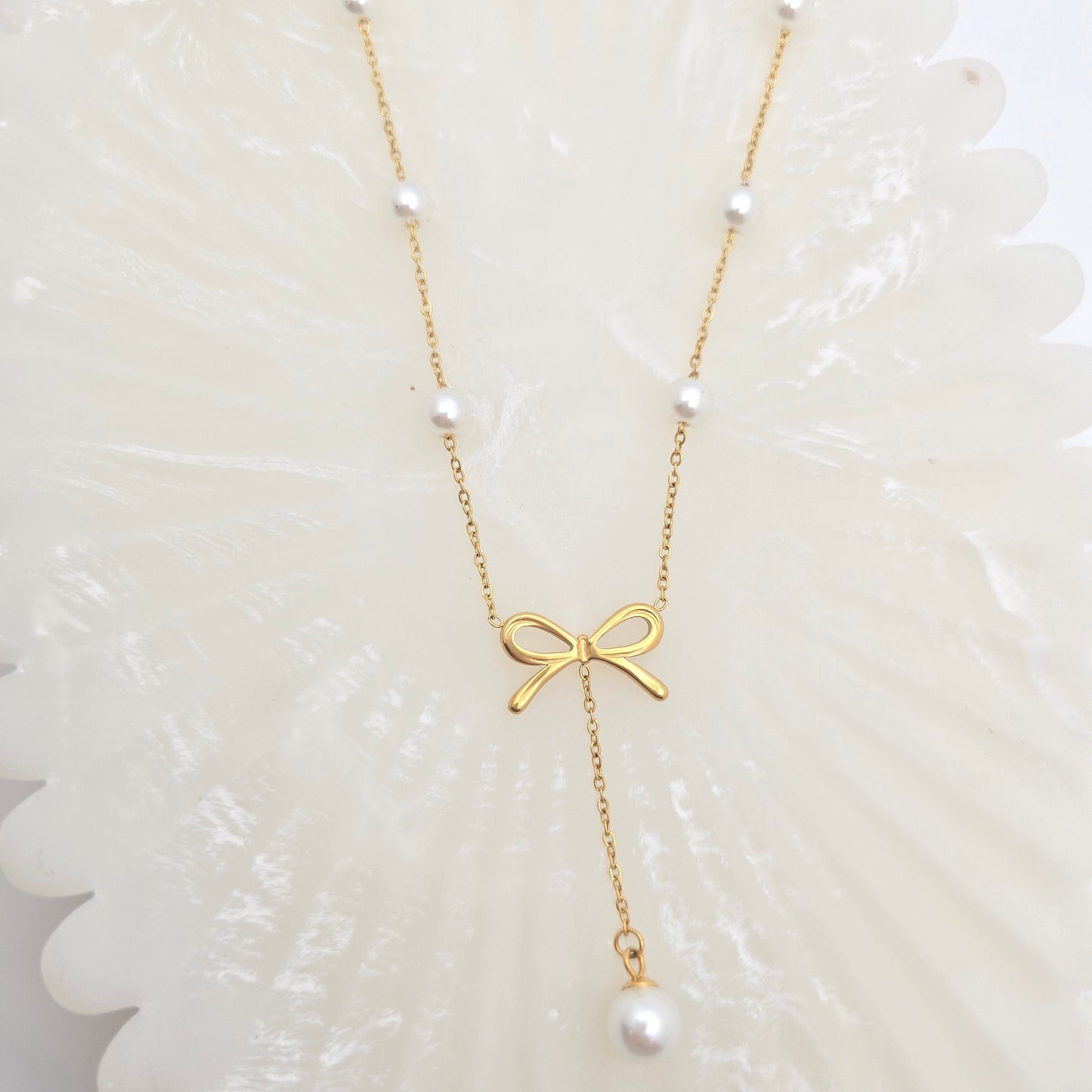 Bow Drop Pearl Lariat Necklace
