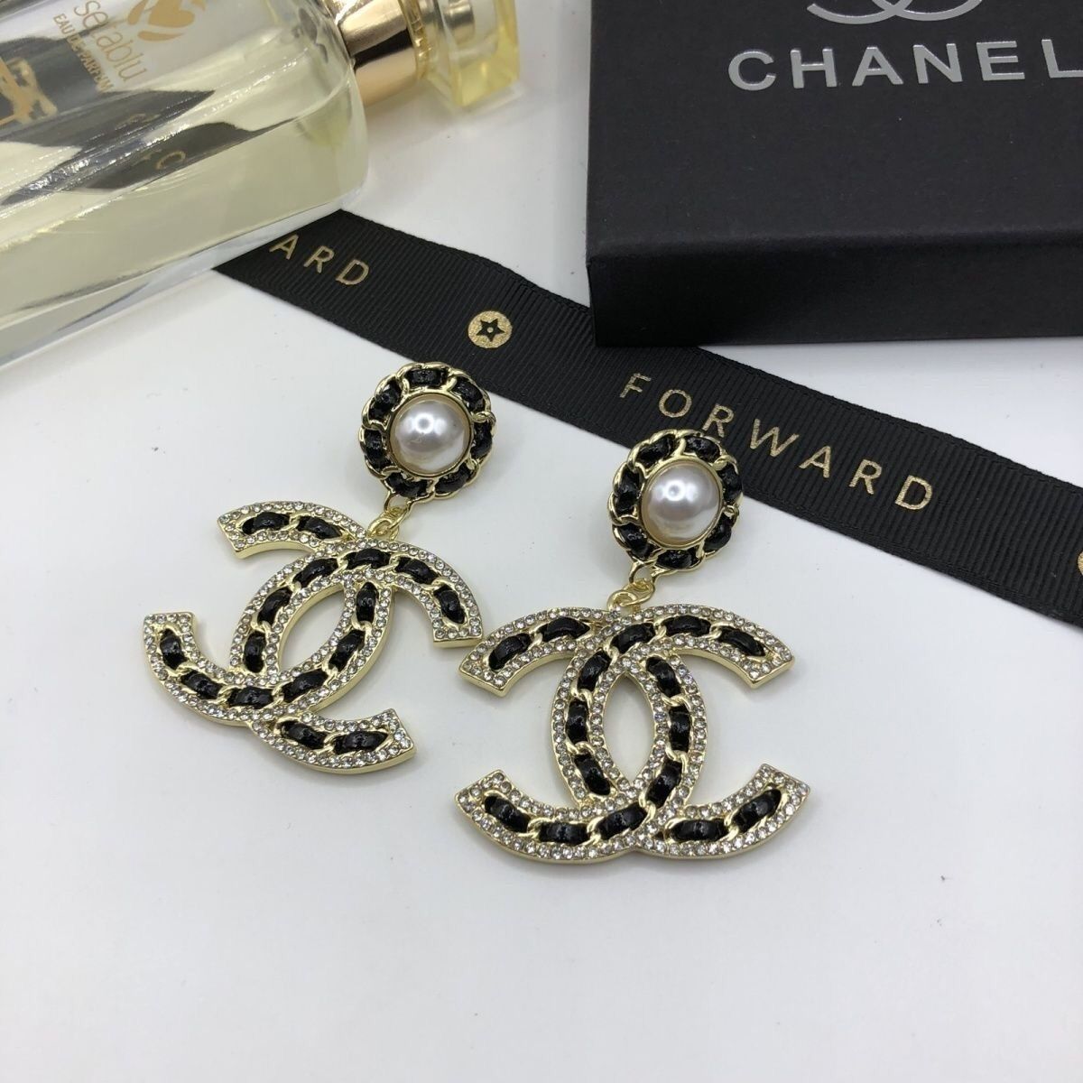 stylish earrings 0112