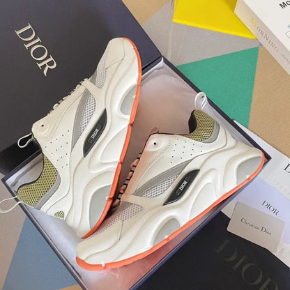 D - SNEAKERS