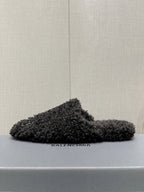 B-Sneakers