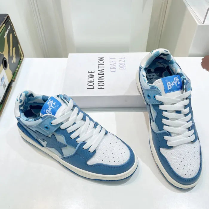 B - SNEAKERS