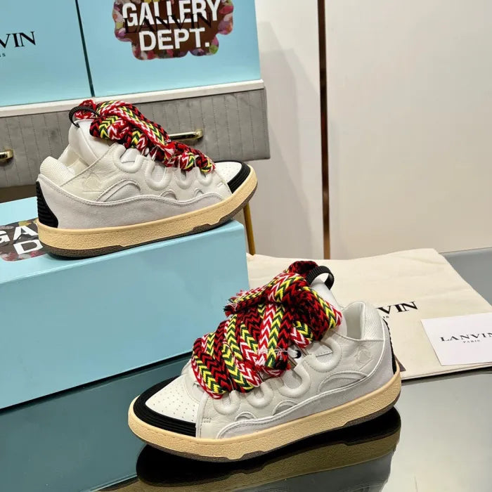 L - SNEAKERS