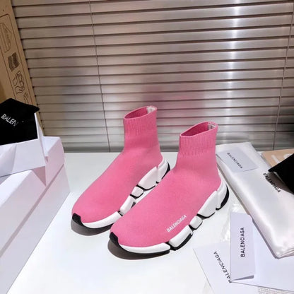 B - SNEAKERS