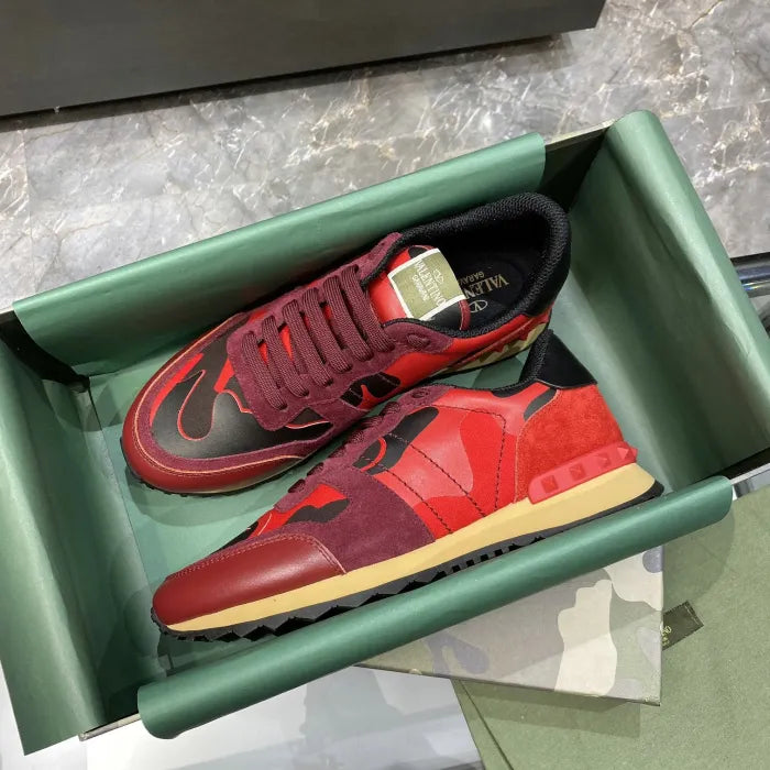 V - SNEAKERS