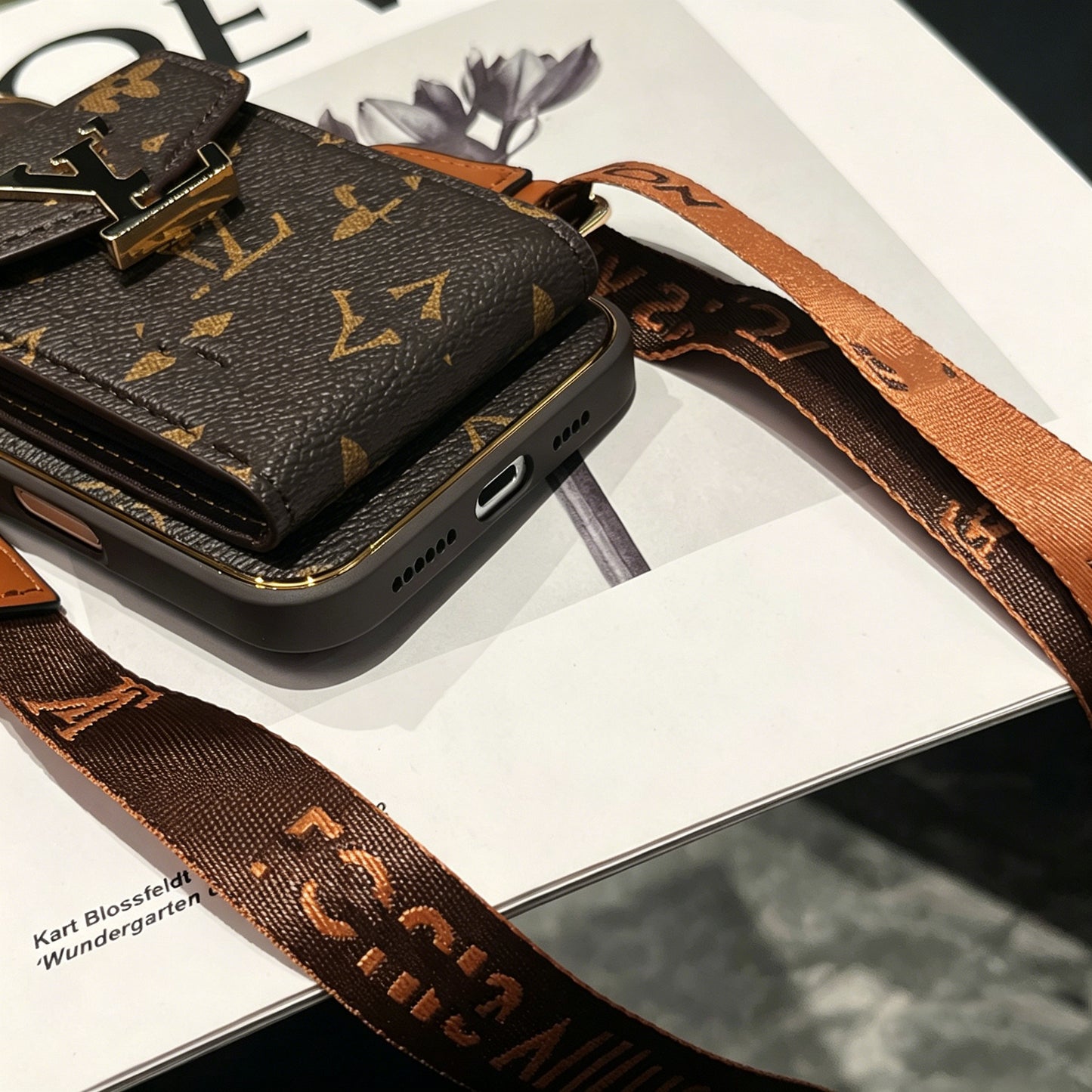Popular Card Holder And Light Luxury Crossbody IPhone Cases