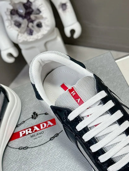 P - SNEAKERS
