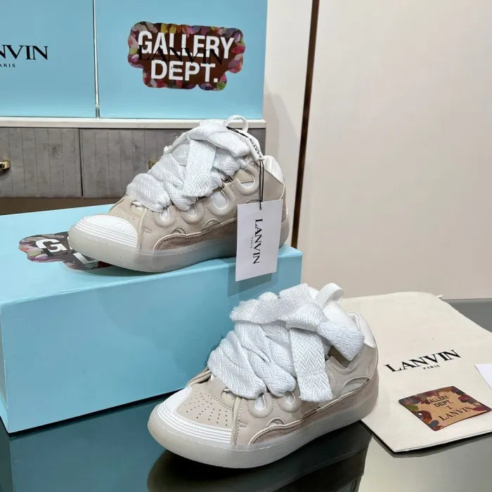 L - SNEAKERS