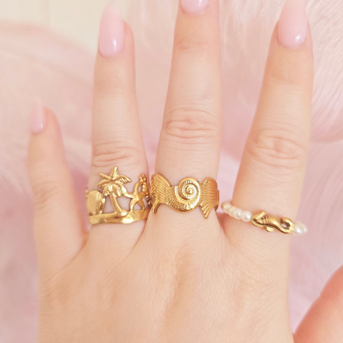Island Glow Ring