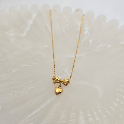 Cora Heart Necklace