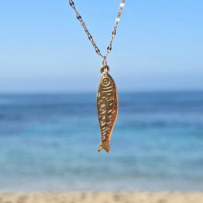Dainty Dory Necklace