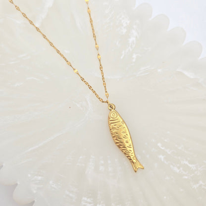 Dainty Dory Necklace