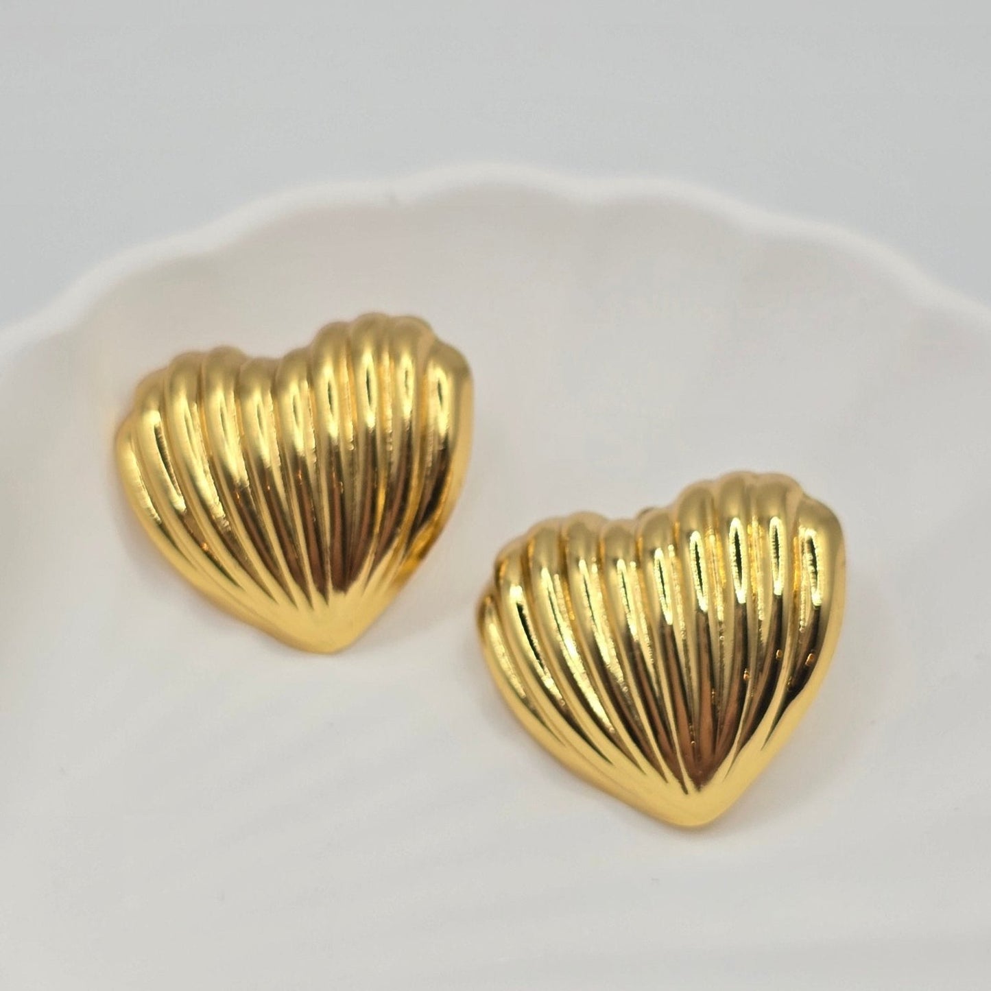 Daphne Heart Earrings
