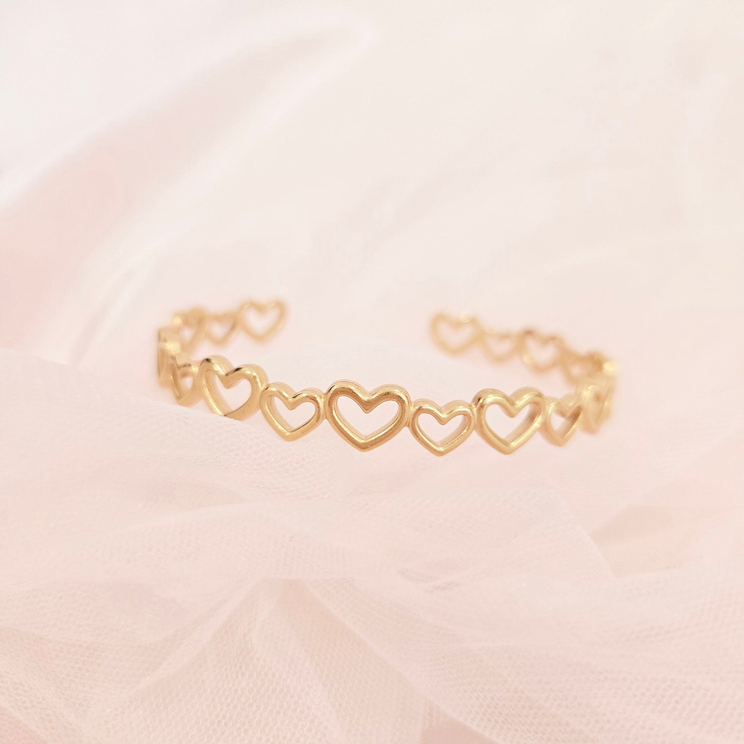 Eloise Hearts Bangle