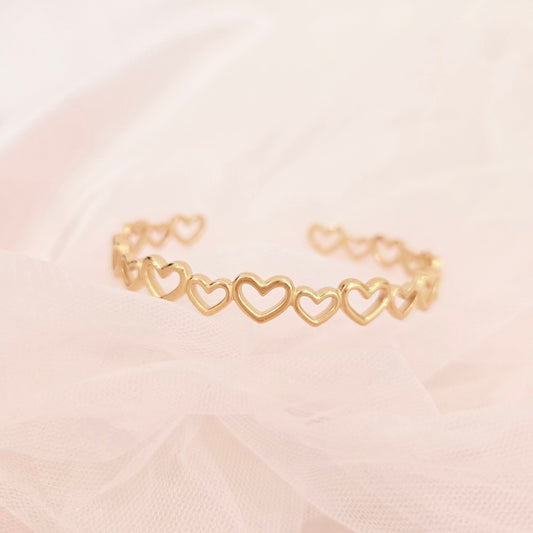 Eloise Hearts Bangle