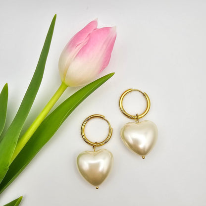 Gabriella Pearl Heart Earring