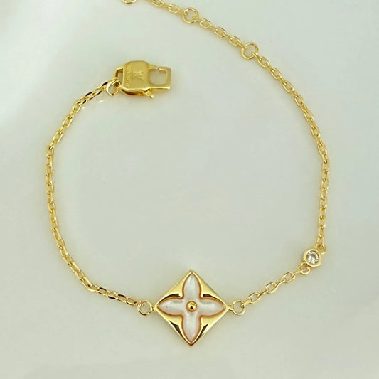 Nova Bracelet