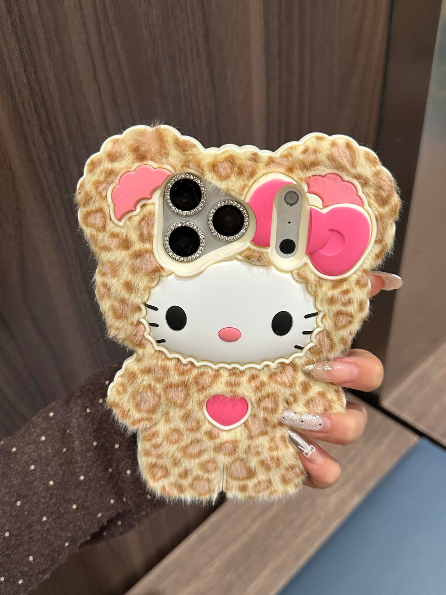 Hellokitty Leopard Print Fur Textured Silicone Cute Kawaii Phone Case