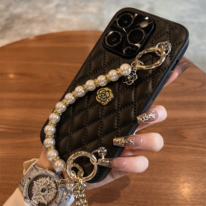 Rhombus Camellia Pearl Bracelet iPhone case Pearl Bracelet