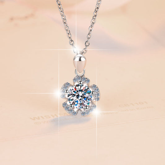 Floral Plum Blossom Pendant Female 1 Carat Moissanite Necklace
