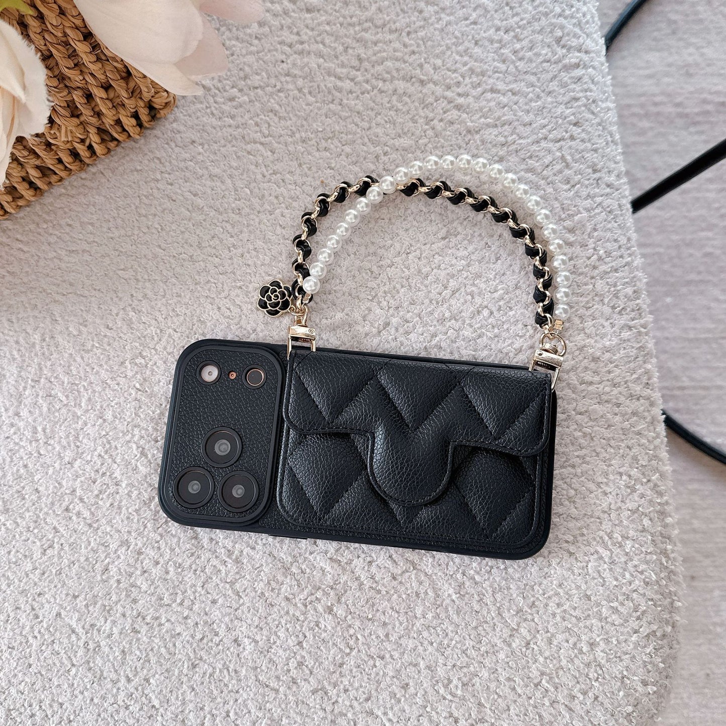 The Oblique Cross Card Holder Lanyard IPhone Case Exudes a High-End Feel, Featuring a Delicate Small Hole Design and Comprehensive Drop Protection.