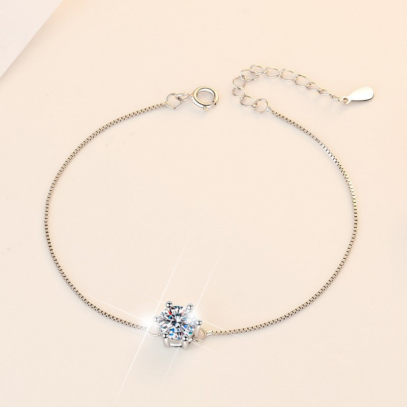 Six-claw moissanite bracelet