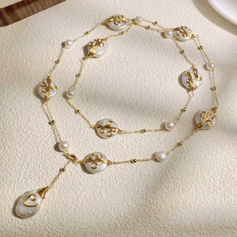 Hand-Wound Baroque Bracelet With Freshwater Pearls