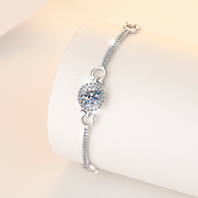 Moissanite bracelet is like a galaxy bracelet