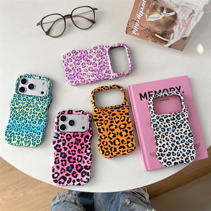 Personalized leopard print, leopard print contrasting color, mobile phone case.