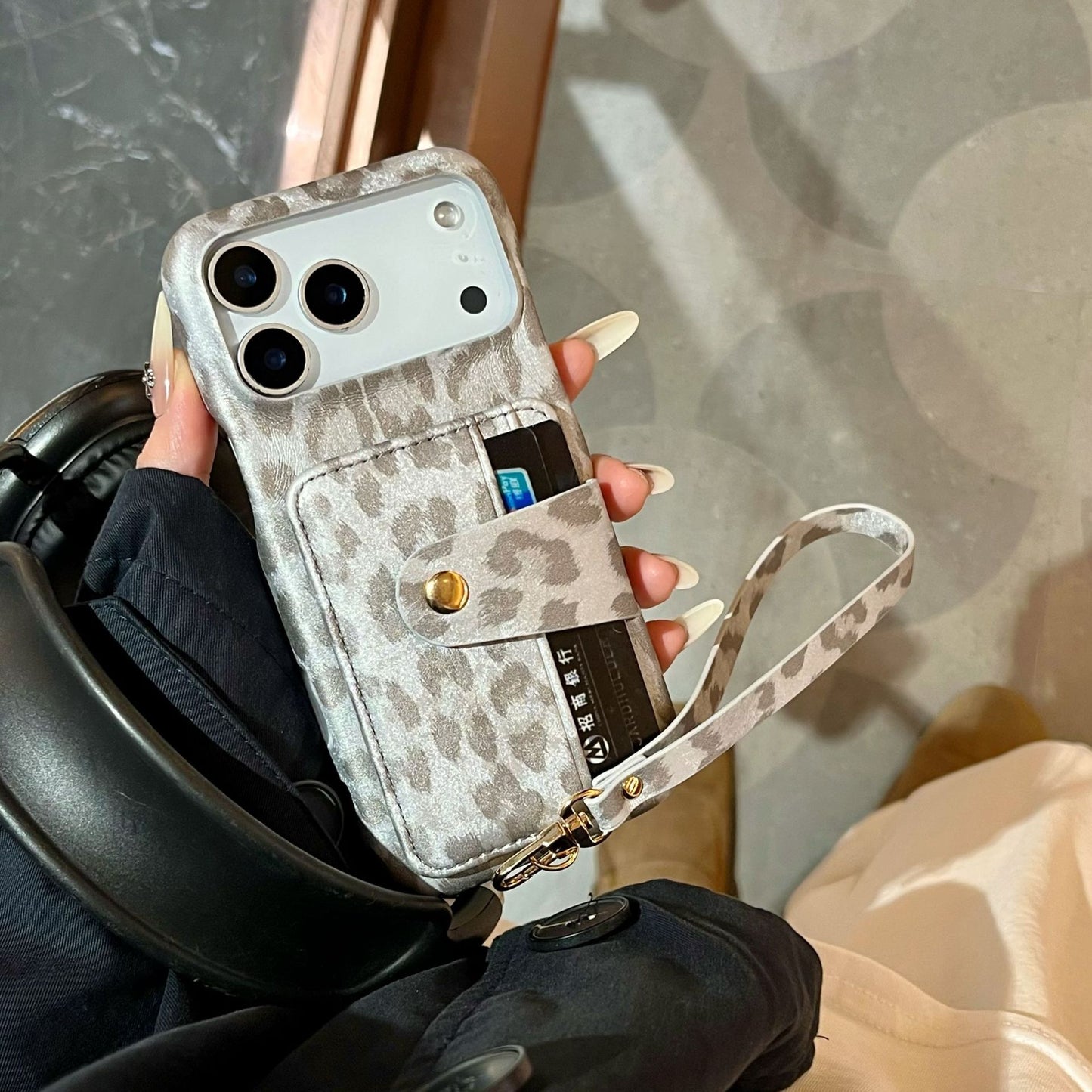 Vintage Leopard Print Lanyard Card Holder, High-End Quality IPhone Case