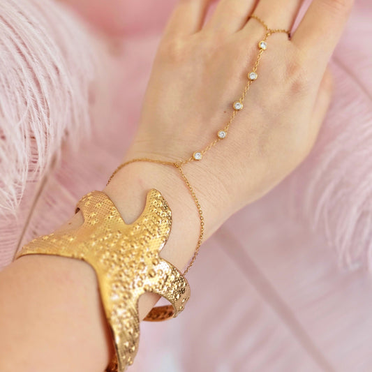 Olivia Hand Chain