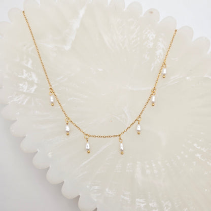Pearls Drop Necklace