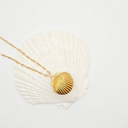 Shell Life Locket Necklace