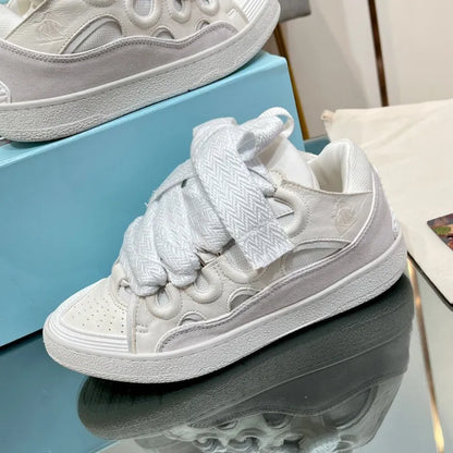 L - SNEAKERS