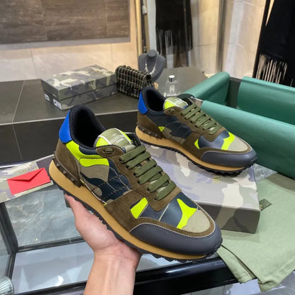 V - SNEAKERS