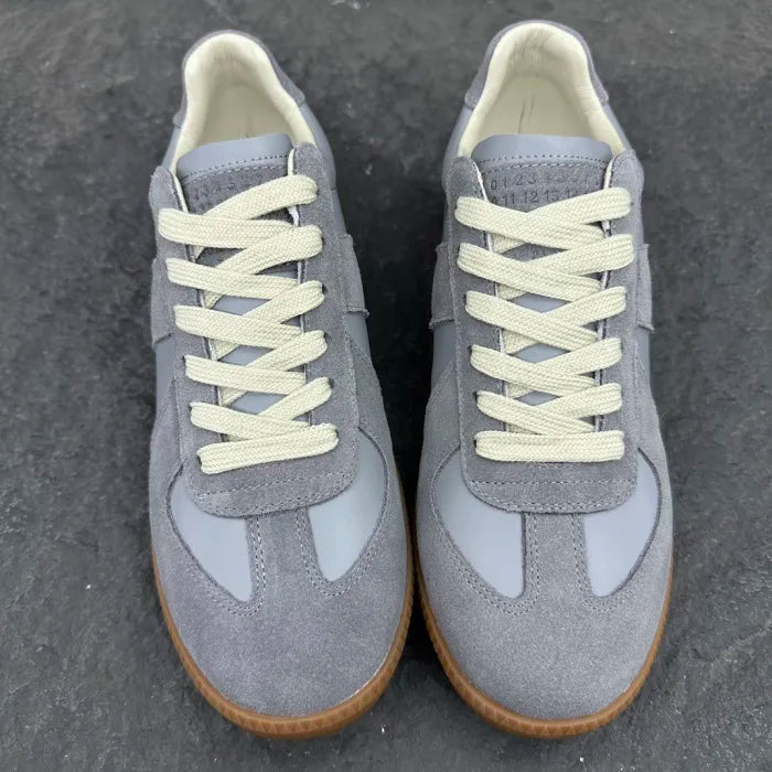 M - SNEAKERS