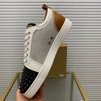 C - SNEAKERS