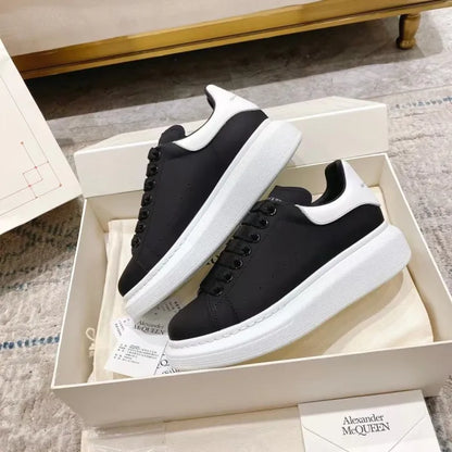 A - SNEAKERS