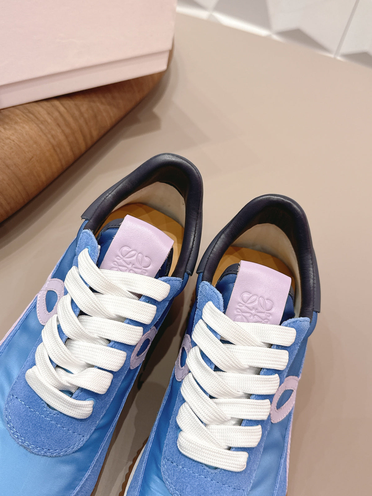 L2-Sneakers