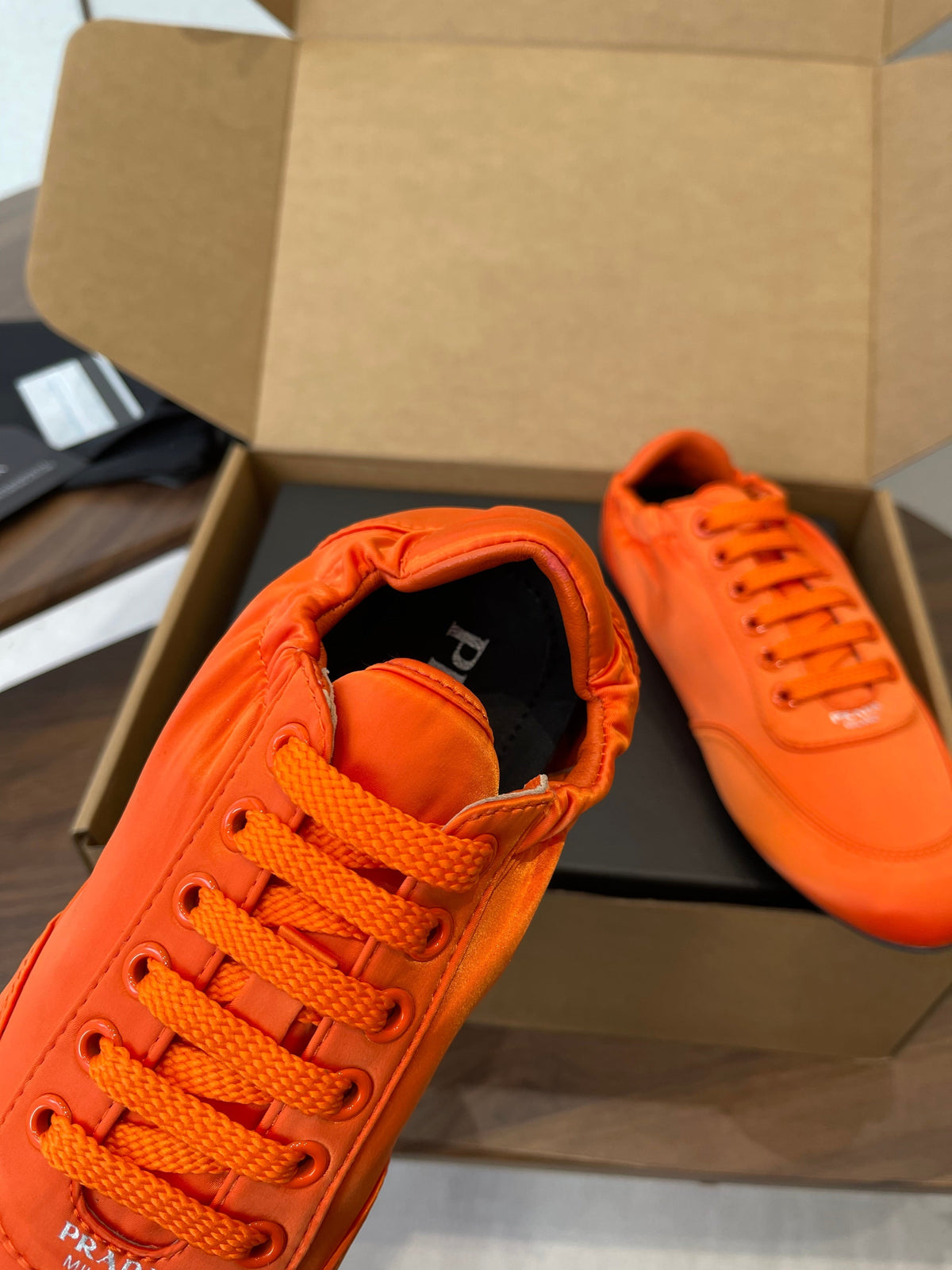 P-Sneakers