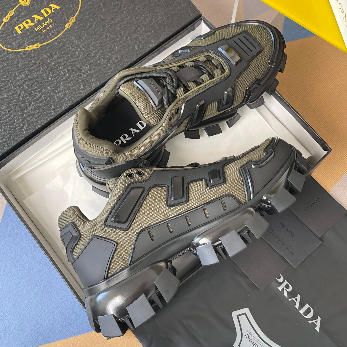 P-Sneakers