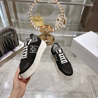 D-Sneakers