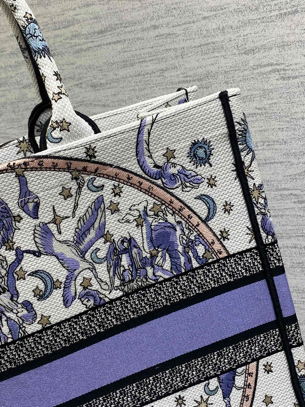 D-Book Tote