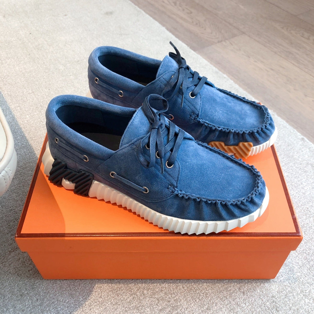 A-Sneakers