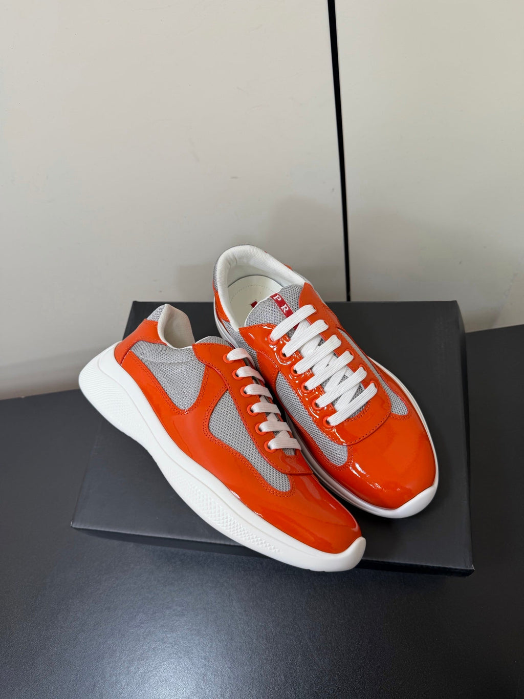 P-Sneakers