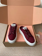 M-Sneakers